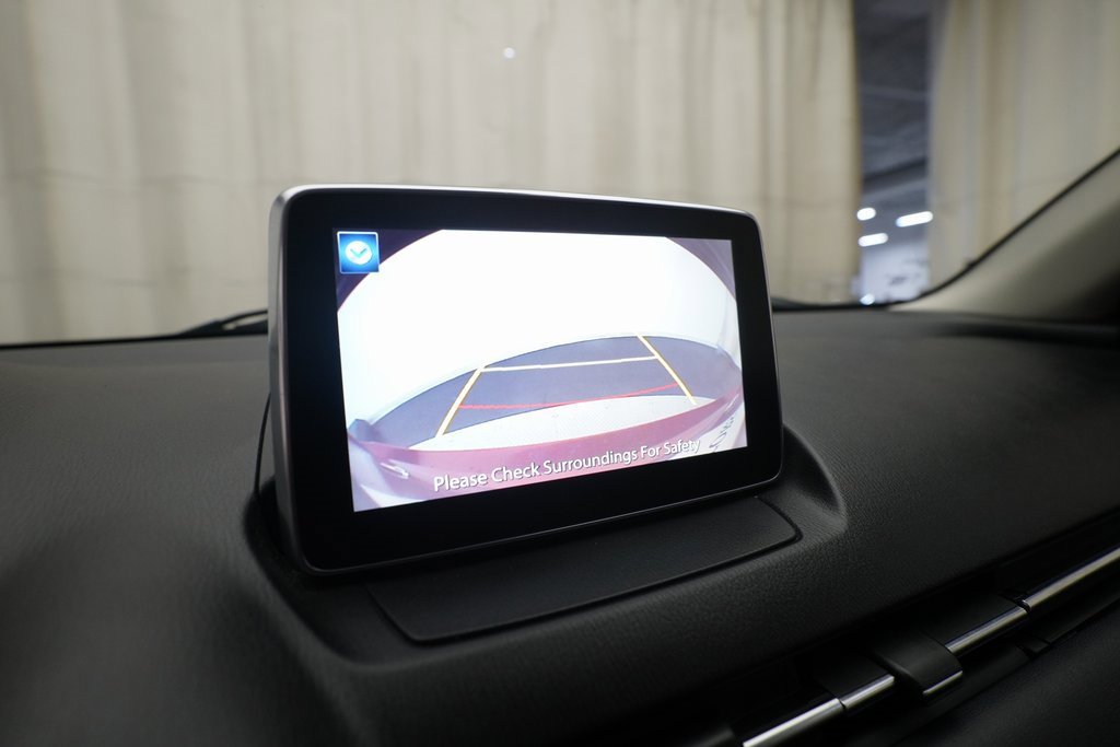 Used 2017 Toyota Yaris iA image 19