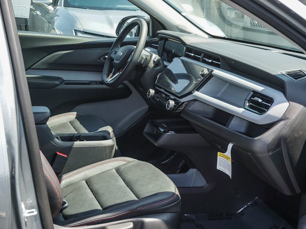 New 2027 Chevrolet Bolt RS w/ Technology Package FWD image 12