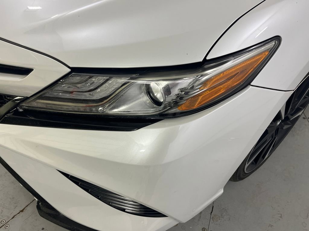 Used 2019 Toyota Camry XSE image 13