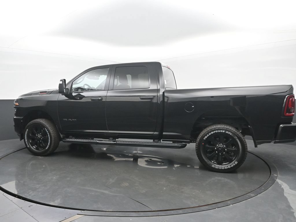 Used 2025 RAM 2500 Big Horn AWD/4WD image 3