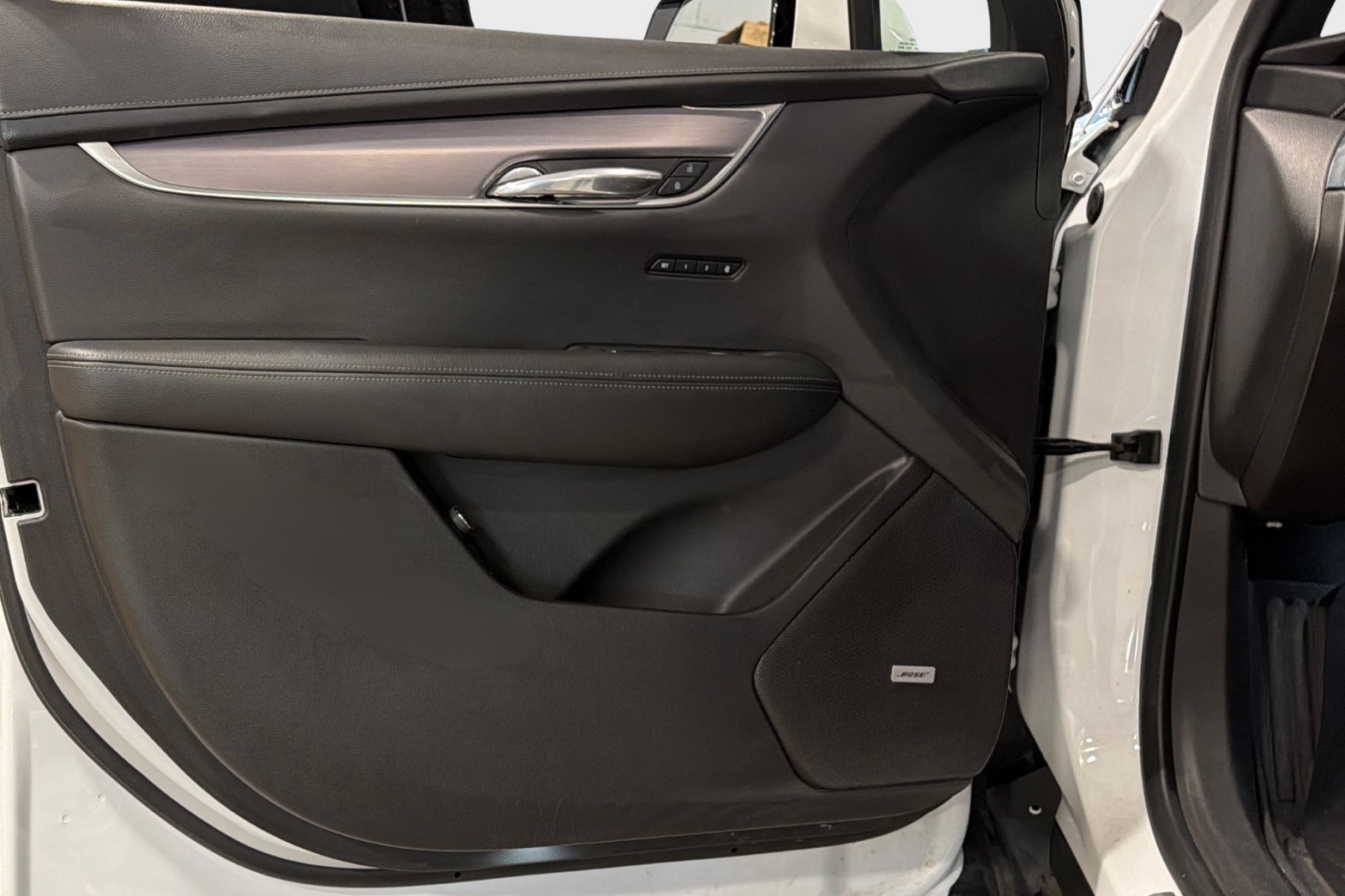 Used 2022 Cadillac XT6 Luxury AWD/4WD image 16