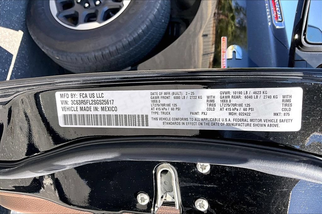 Used 2025 RAM 2500 Laramie AWD/4WD image 29