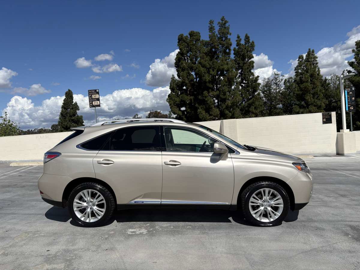 Used 2011 Lexus RX 450h AWD w/ Luxury Pkg image 42