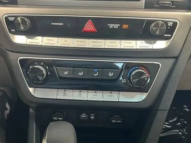 Used 2019 Hyundai Sonata SE FWD image 37