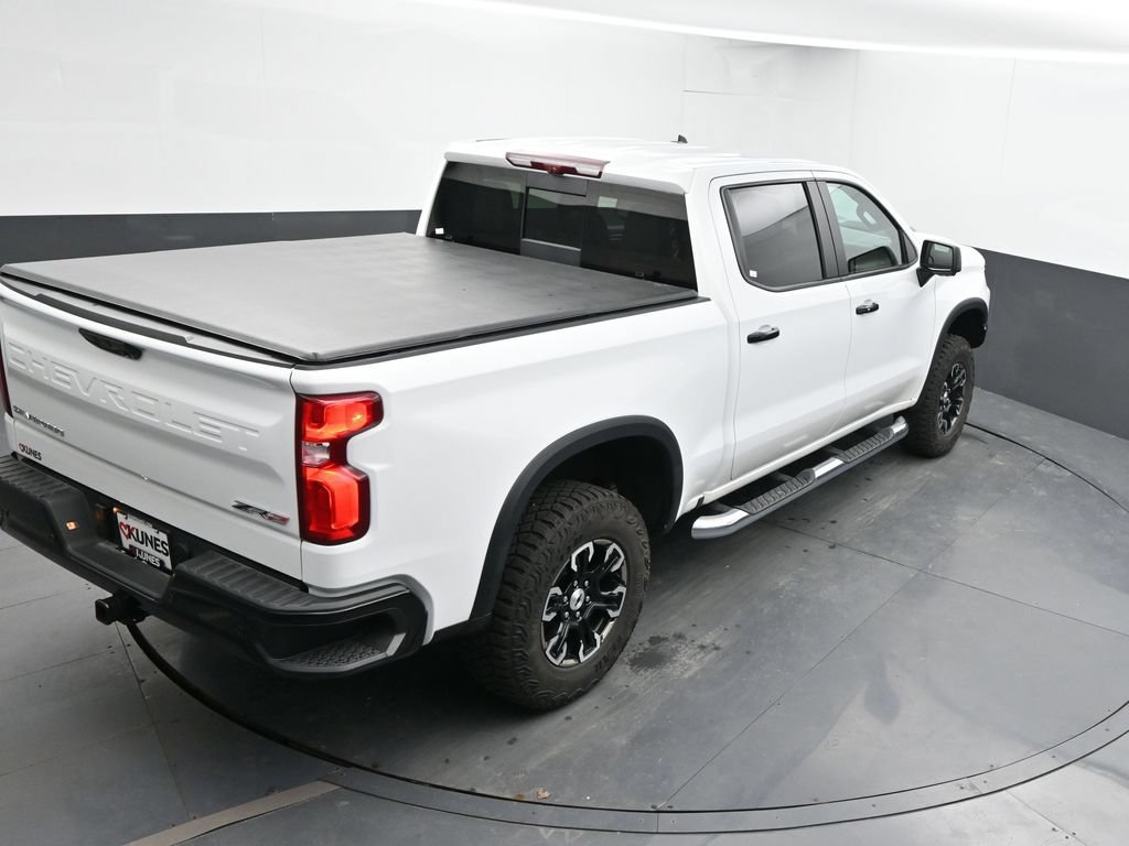 Used 2024 Chevrolet Silverado 1500 ZR2 w/ Technology Package AWD/4WD image 20