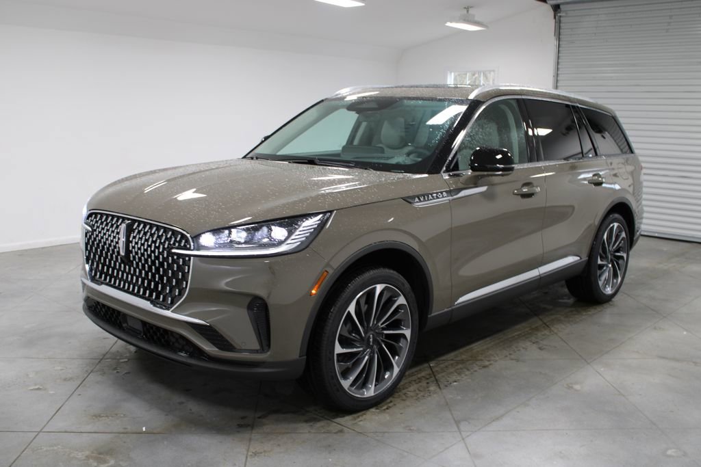 New 2026 Lincoln Aviator Reserve image 3
