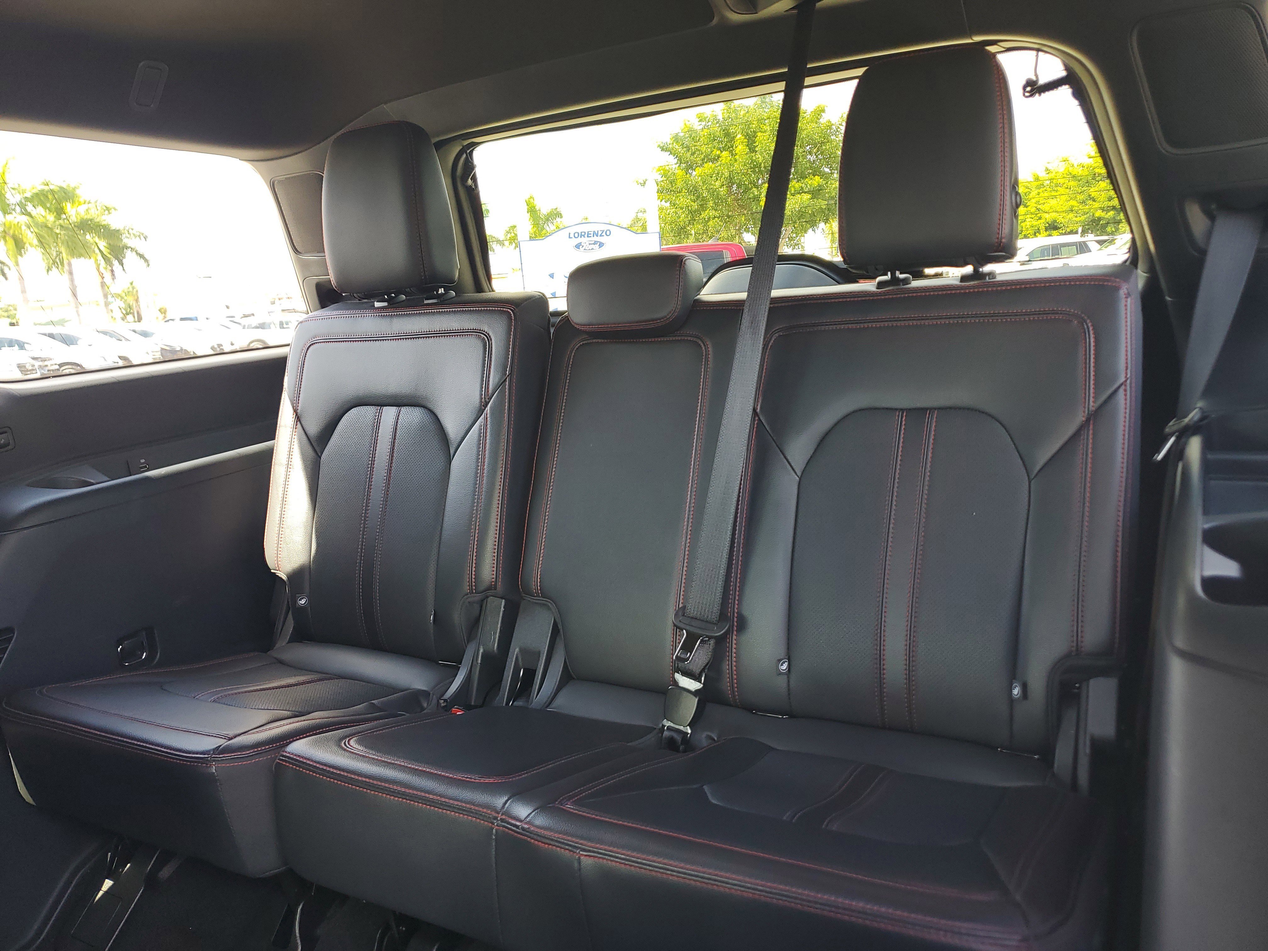 Used 2023 Ford Expedition Limited image 16