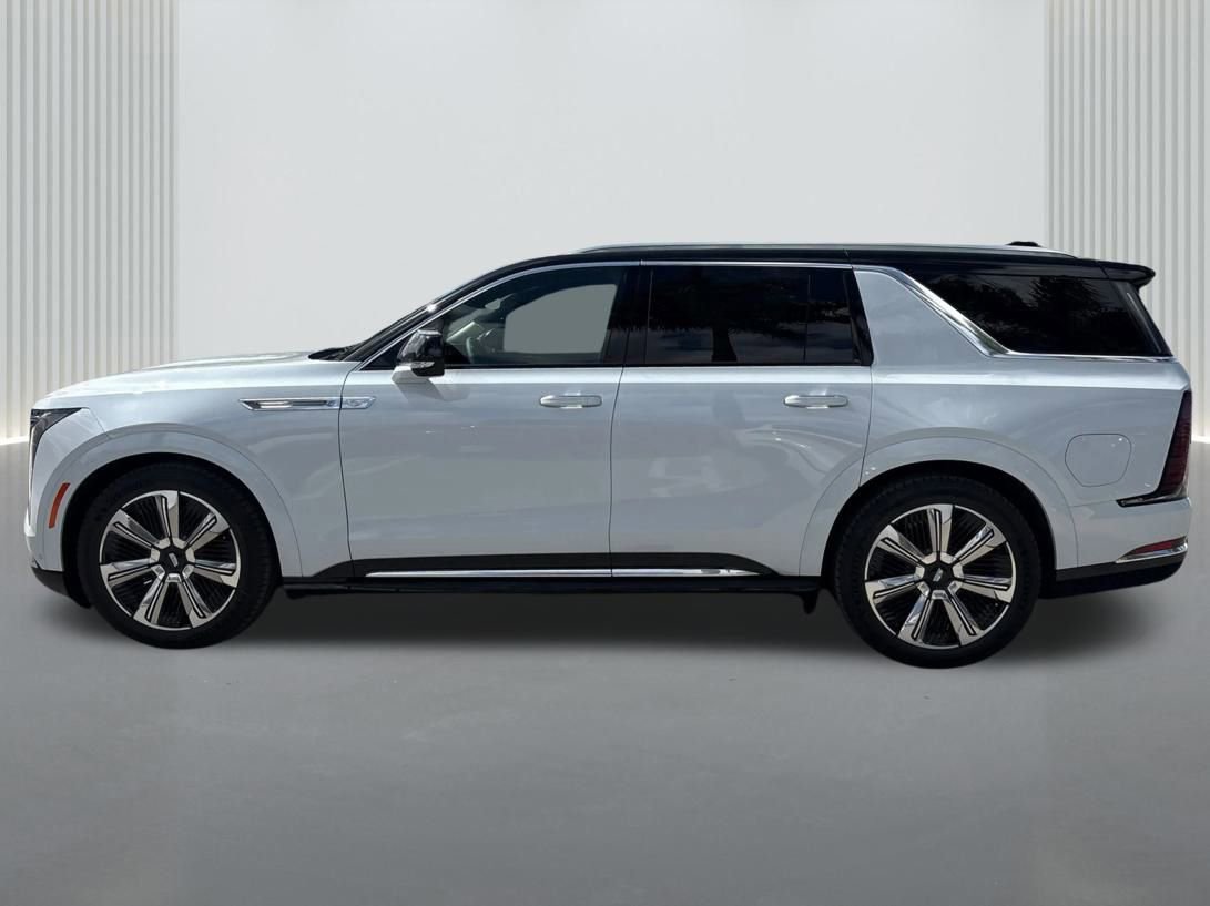 New 2026 Cadillac Escalade IQL Luxury image 8