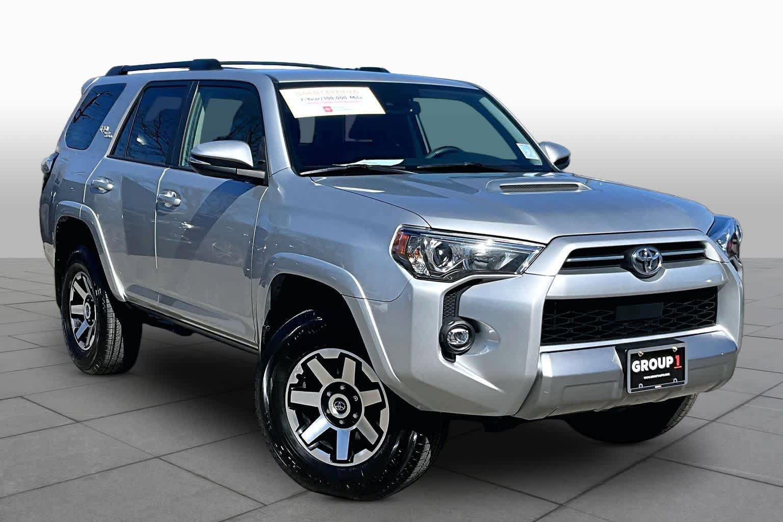 Certified 2022 Toyota 4Runner TRD Off-Road Premium AWD/4WD image 3