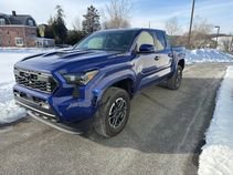 Used 2025 Toyota Tacoma Limited image 3