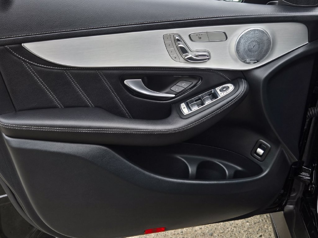 Used 2019 Mercedes-Benz GLC 63 AMG 4MATIC Coupe image 16