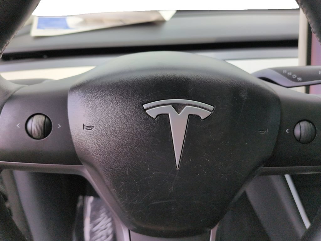 Used 2020 Tesla Model Y Long Range AWD/4WD image 22
