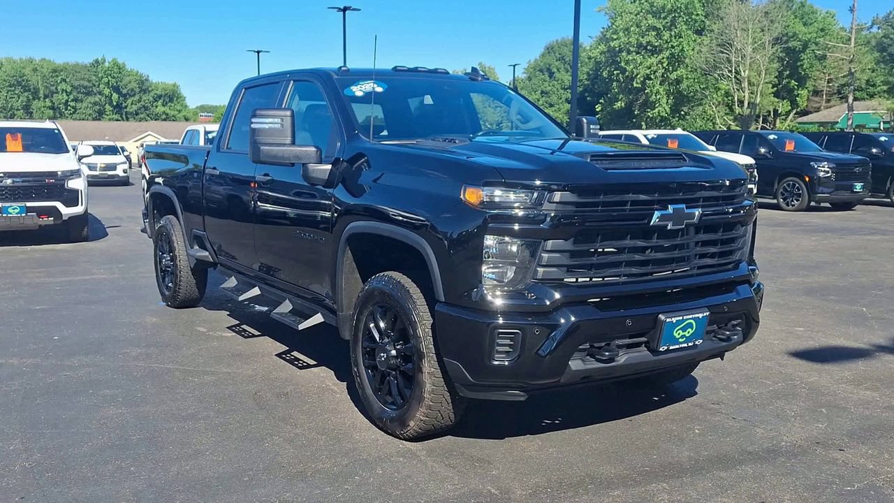 Certified 2025 Chevrolet Silverado 2500 Custom w/ Custom Value Package AWD/4WD image 5