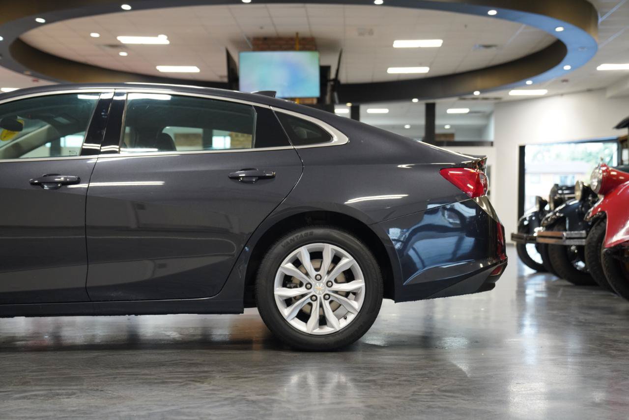 Used 2023 Chevrolet Malibu LT FWD image 8