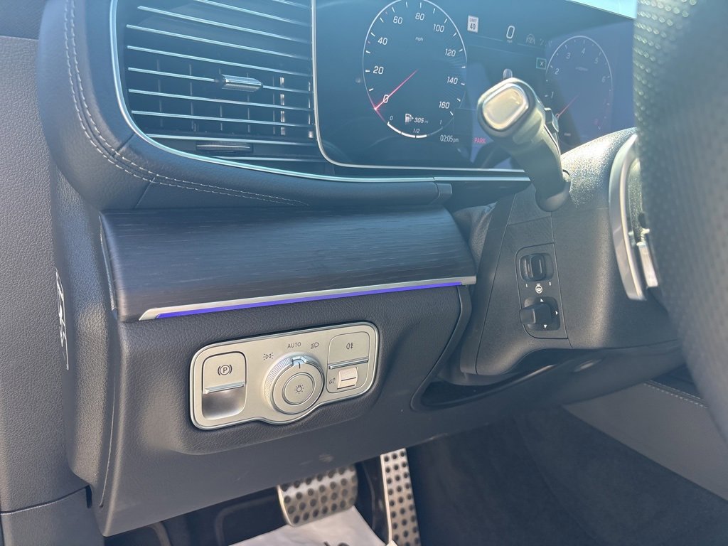 Used 2025 Mercedes-Benz GLS 450 4MATIC image 22