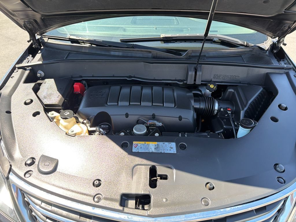 Used 2016 Chevrolet Traverse LTZ AWD/4WD image 18