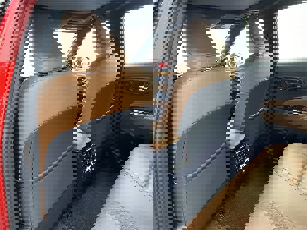 Used 2025 Toyota Crown Signia image 16