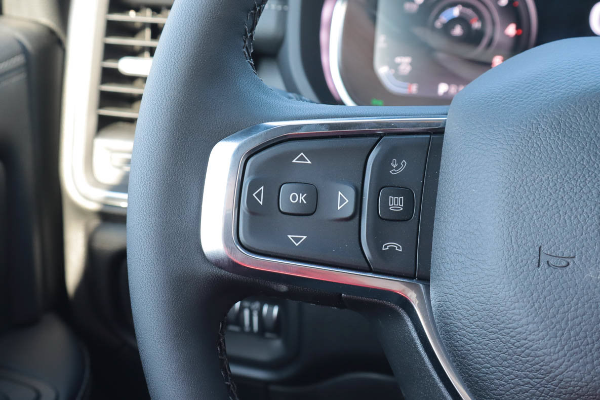 New 2027 RAM 3500 Big Horn AWD/4WD image 30