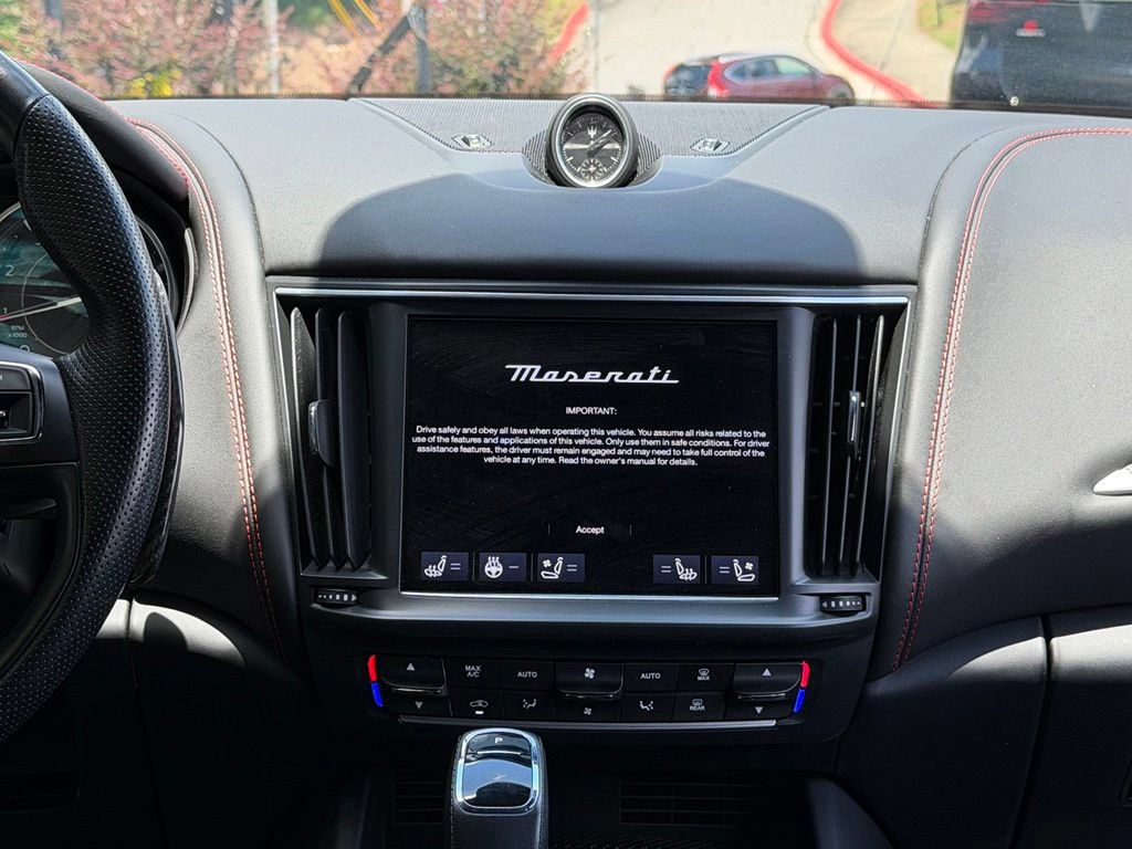 Used 2022 Maserati Levante Modena AWD/4WD image 48