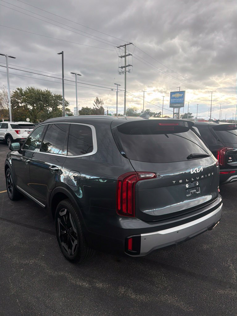 Used 2023 Kia Telluride S AWD/4WD image 5
