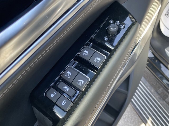 New 2024 Jeep Grand Wagoneer Series II w/ Quick Order Packagew 28T image 13