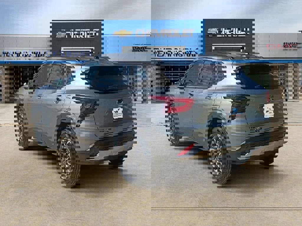 New 2026 Chevrolet Trax LT w/ Sunroof Package image 3