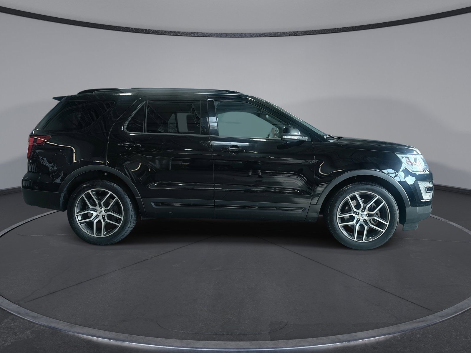 Used 2017 Ford Explorer Sport AWD/4WD image 9