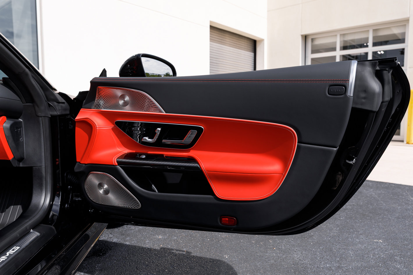 Used 2022 Mercedes-Benz SL 63 AMG 4MATIC image 35