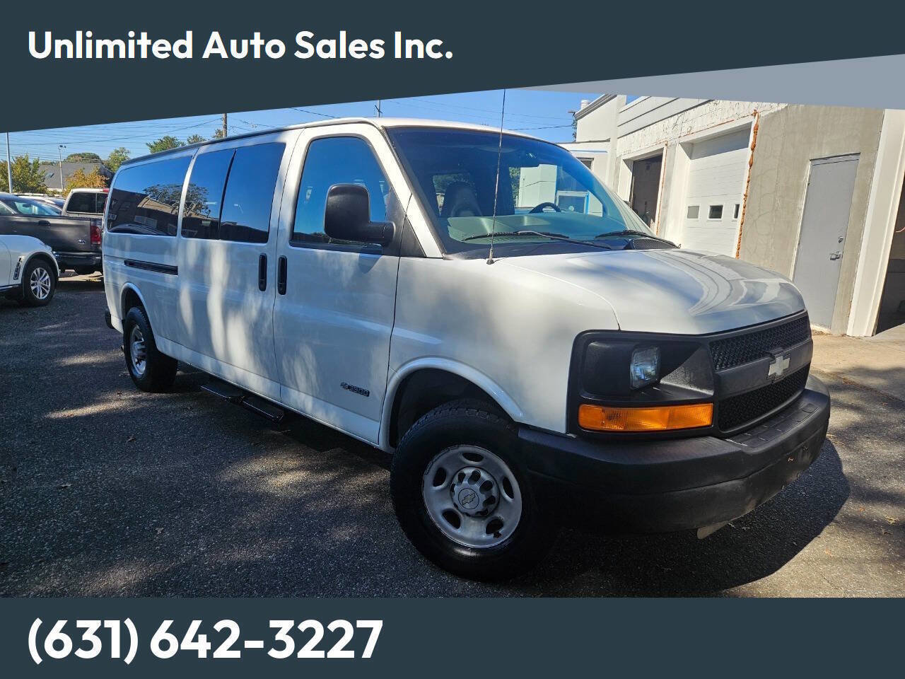 Used 2006 Chevrolet Express 3500 LS image 1