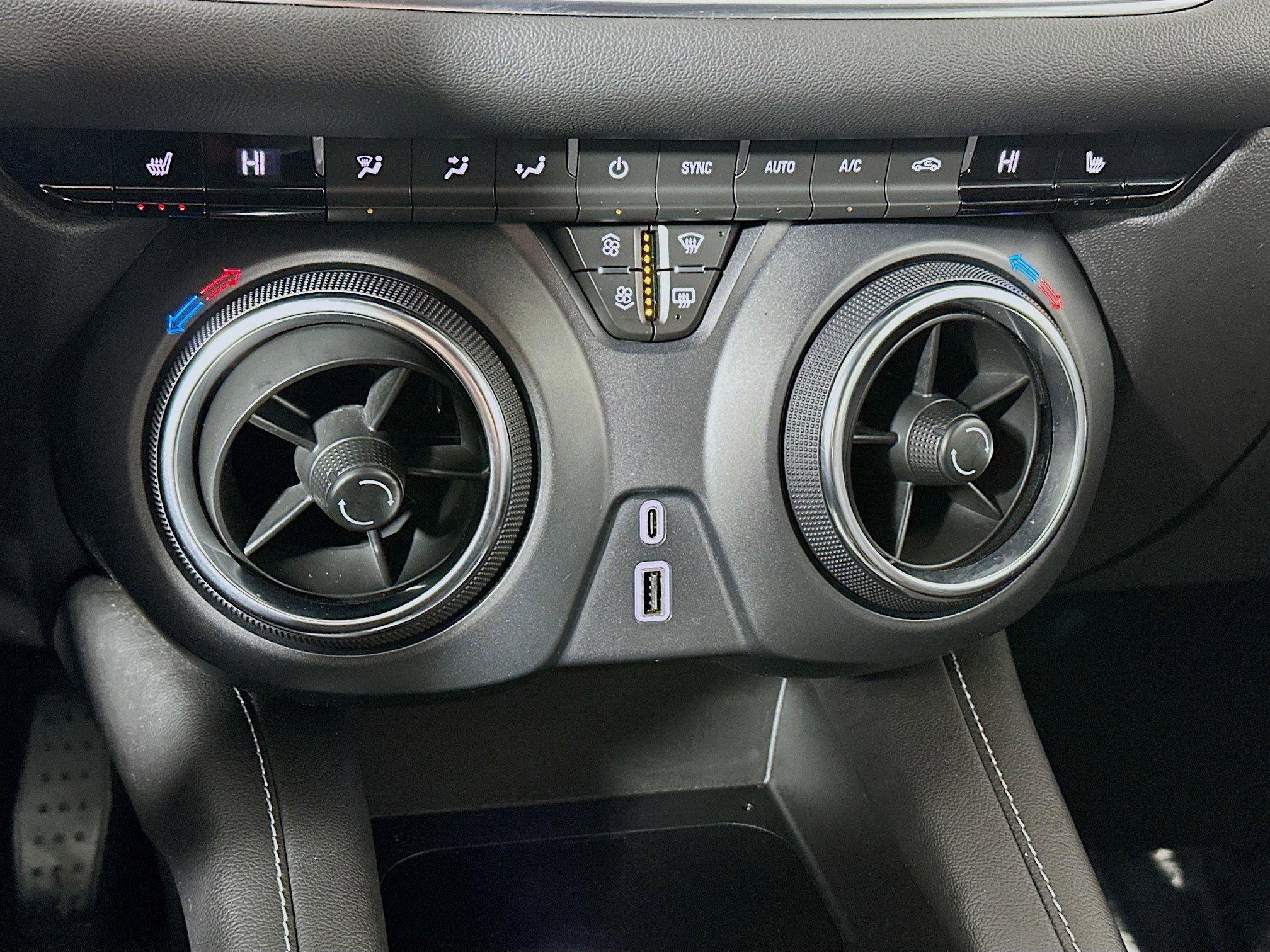 Used 2024 Chevrolet Blazer LT image 15