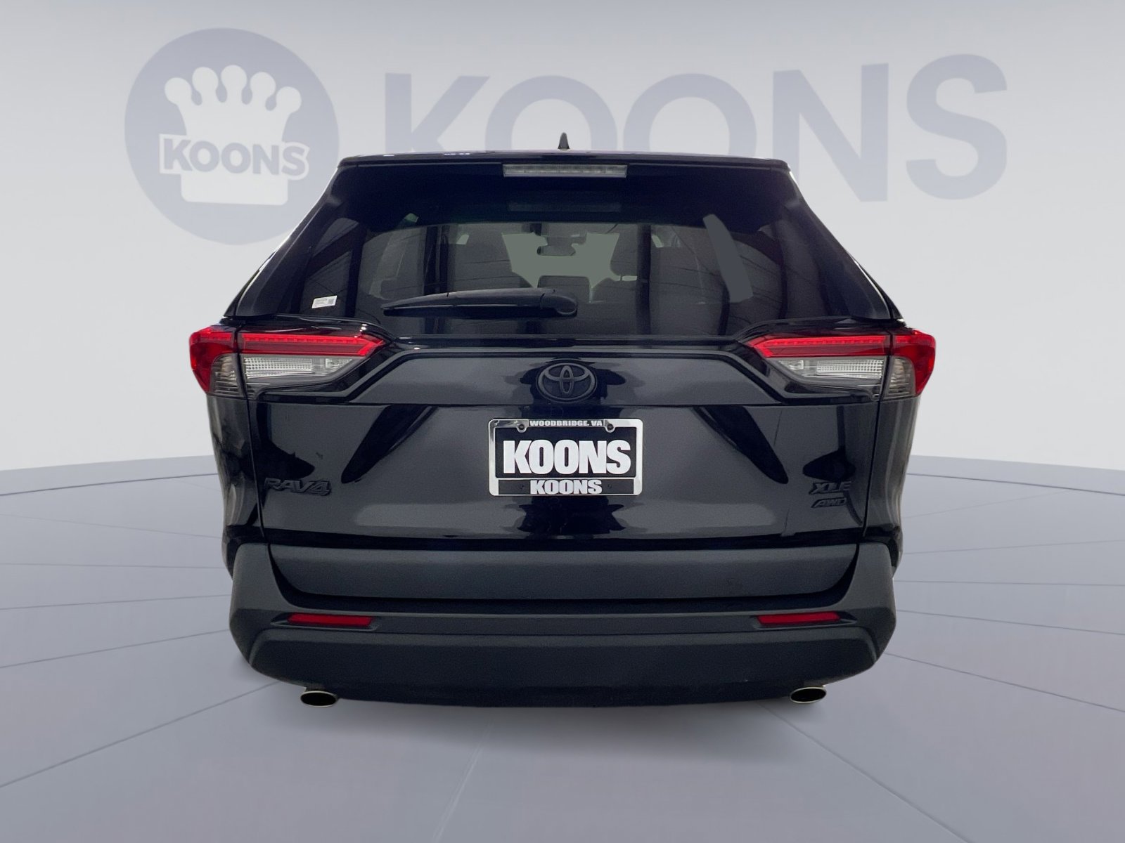 Used 2023 Toyota RAV4 XLE w/ Convenience Package image 5