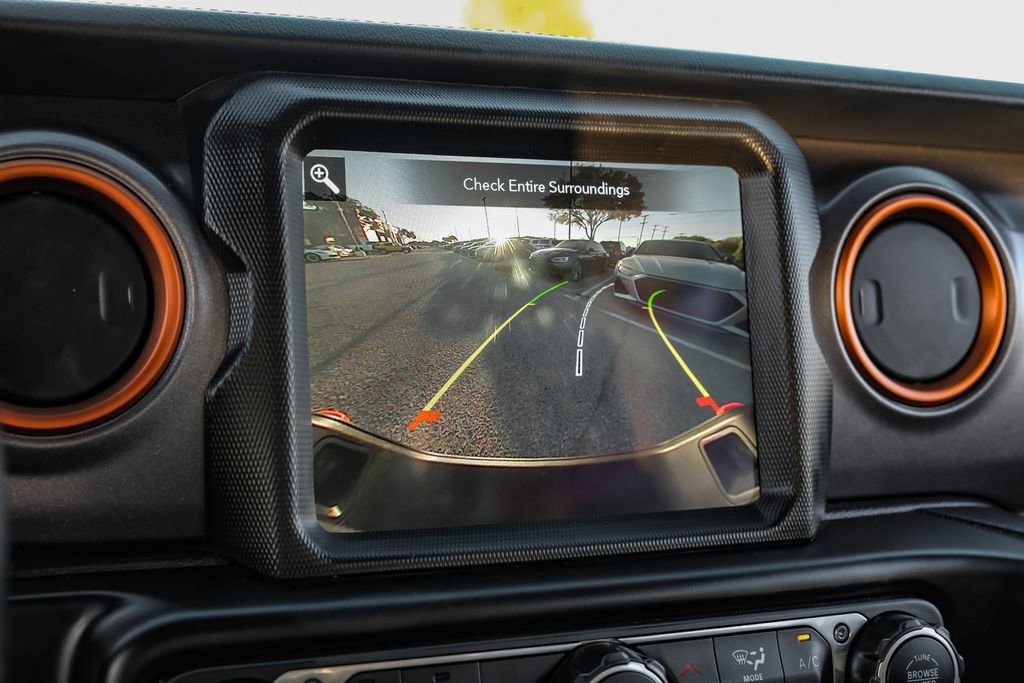 Used 2021 Jeep Gladiator Mojave image 18