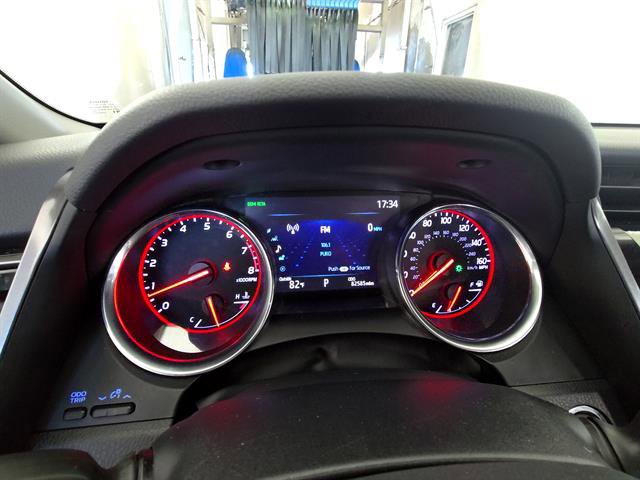 Used 2020 Toyota Camry XSE FWD image 14