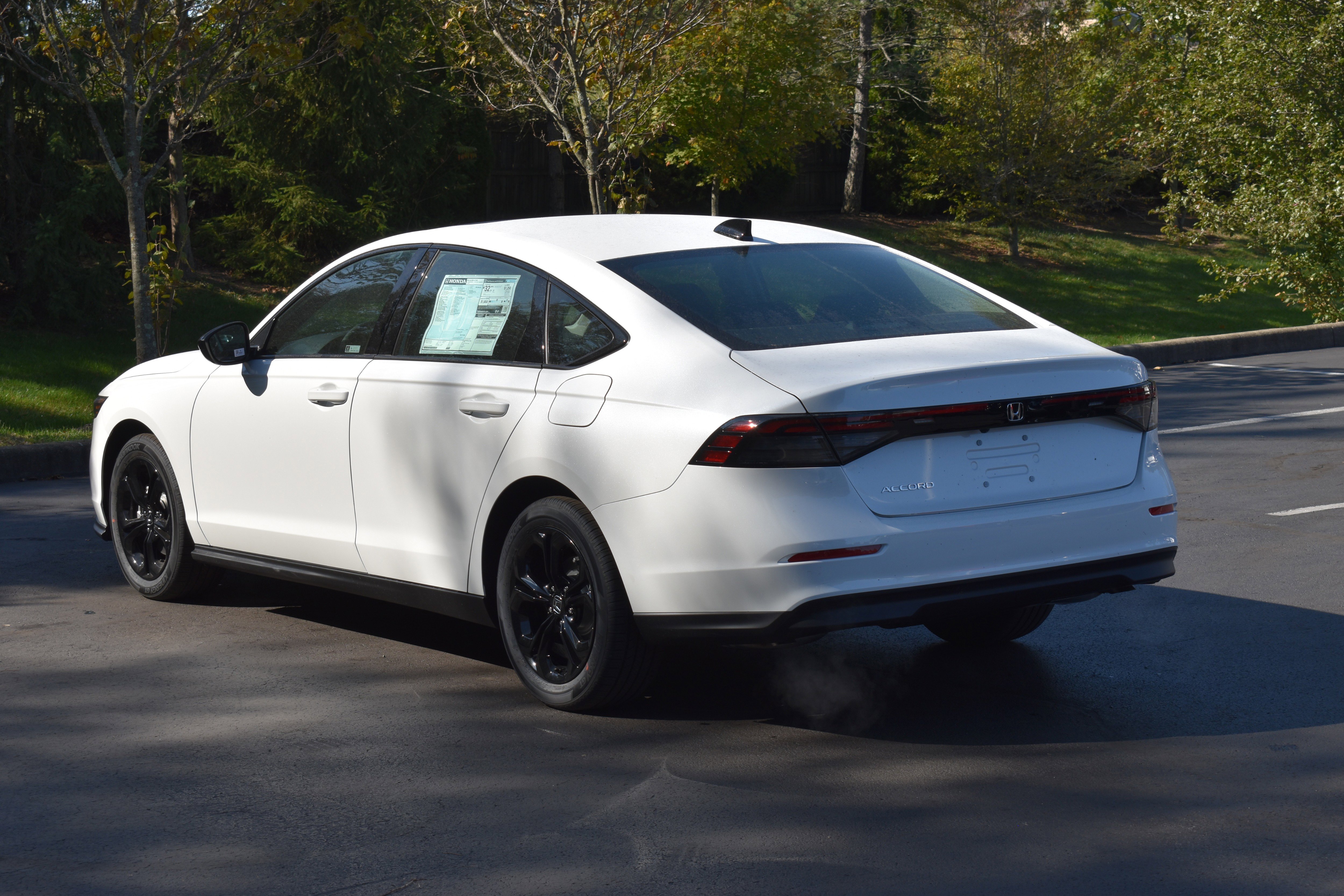 New 2025 Honda Accord SE image 5