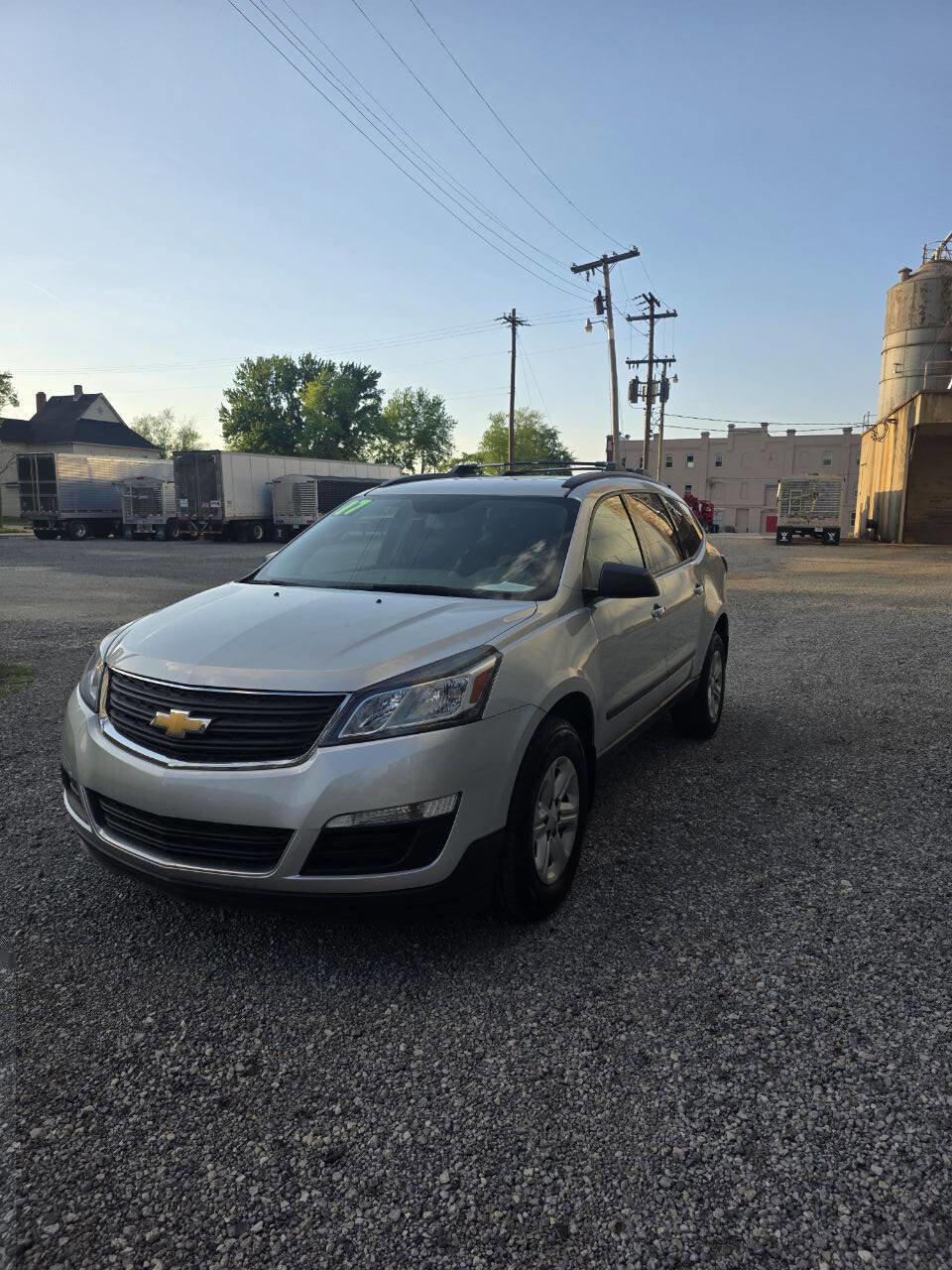 Used 2017 Chevrolet Traverse LS FWD image 5