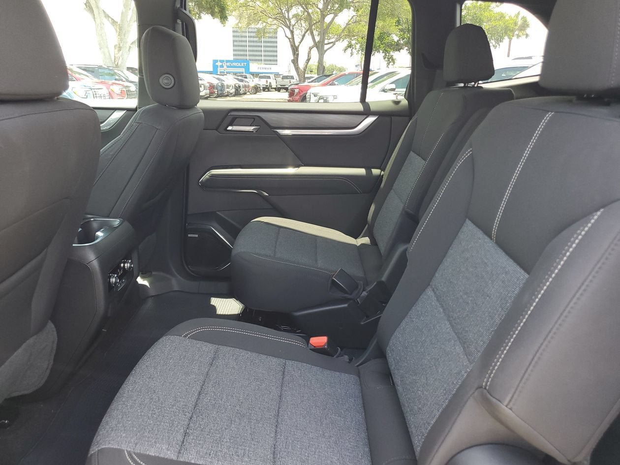 New 2026 GMC Acadia Elevation w/ Black Edition FWD image 11