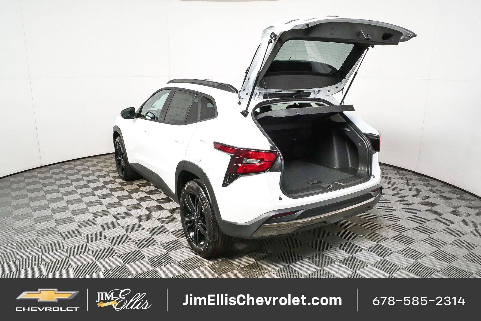 New 2026 Chevrolet Trax ACTIV w/ Sunroof Package FWD image 27