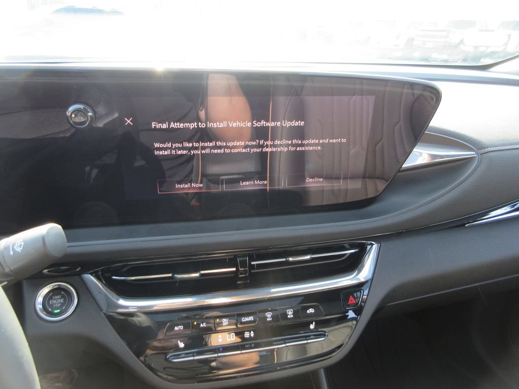 Used 2024 Buick Envista Sport Touring FWD image 27