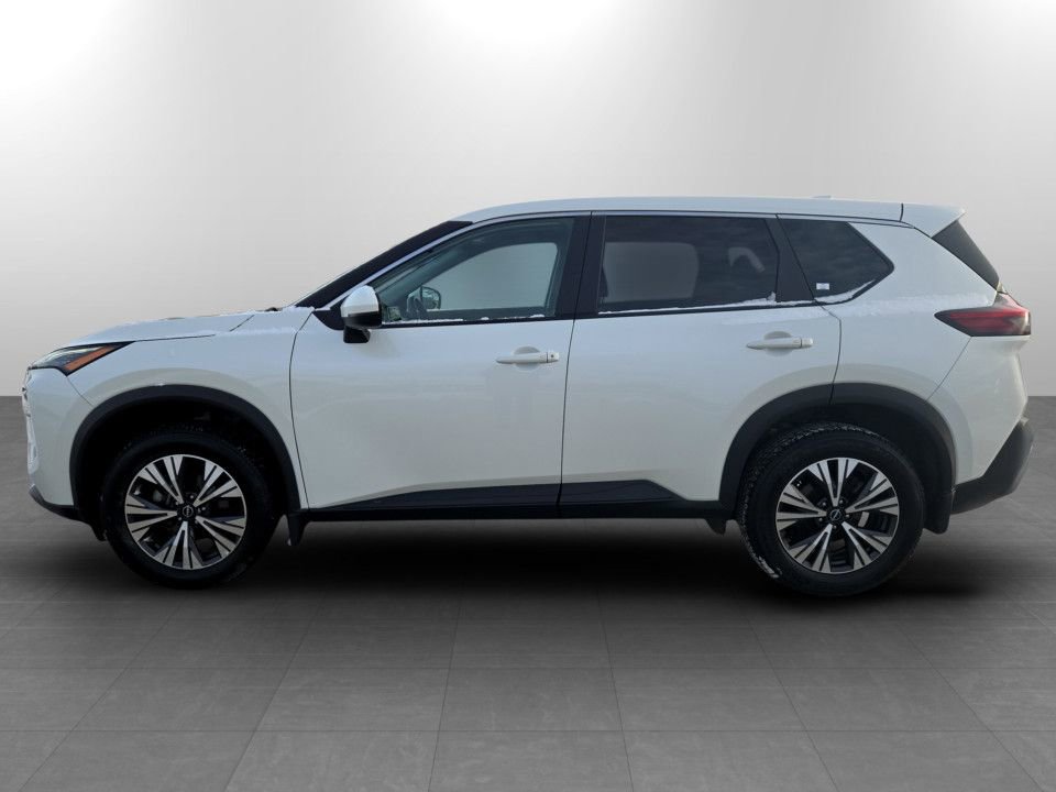 Used 2023 Nissan Rogue SV image 10