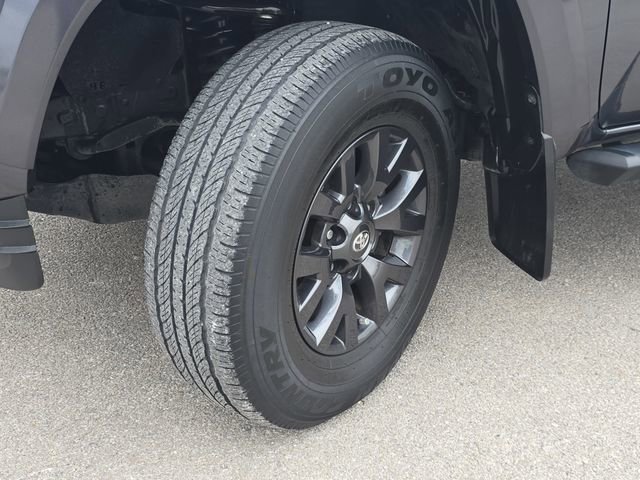 Used 2022 Toyota Tacoma SR5 image 31