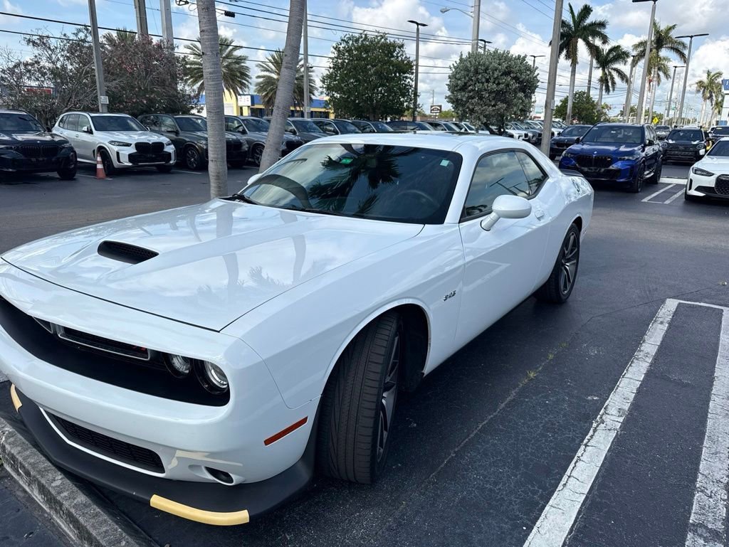 Used 2023 Dodge Challenger R/T RWD image 7
