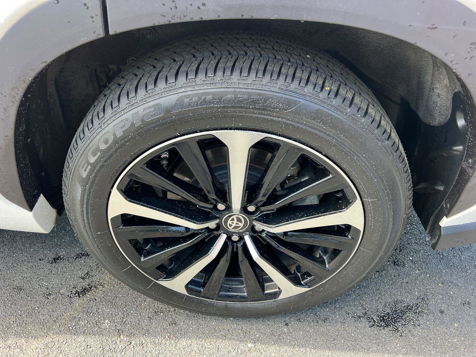 Used 2021 Toyota Highlander XSE image 21