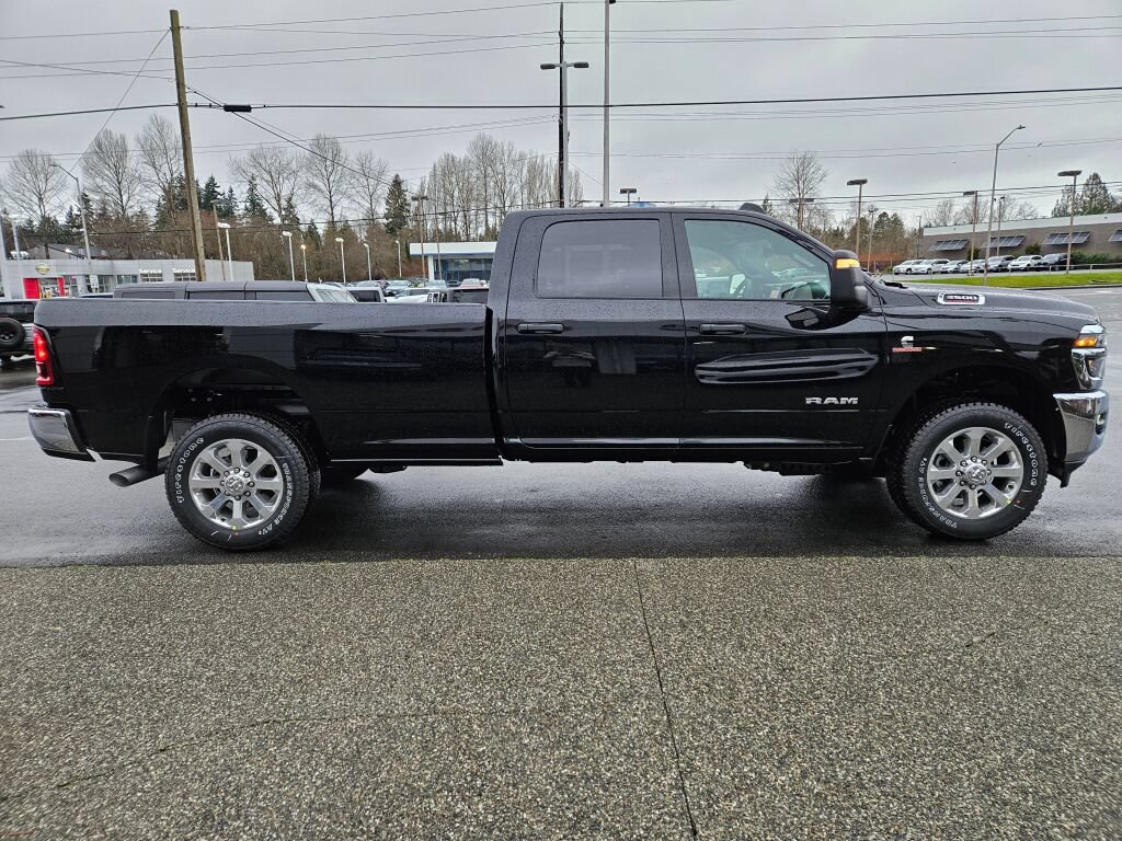New 2026 RAM 2500 Big Horn AWD/4WD image 6