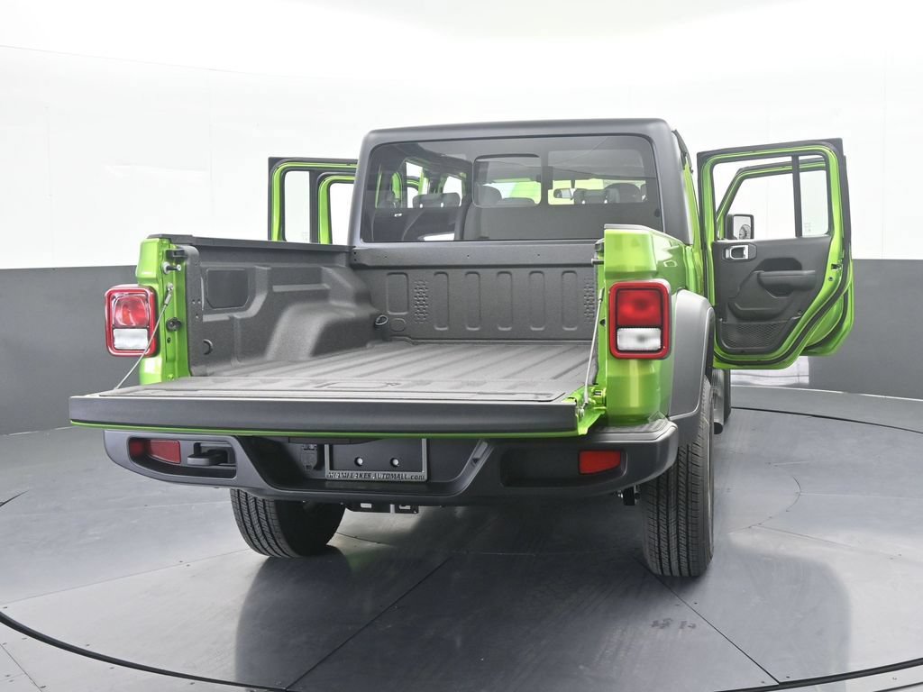 New 2026 Jeep Gladiator Sport AWD/4WD image 66