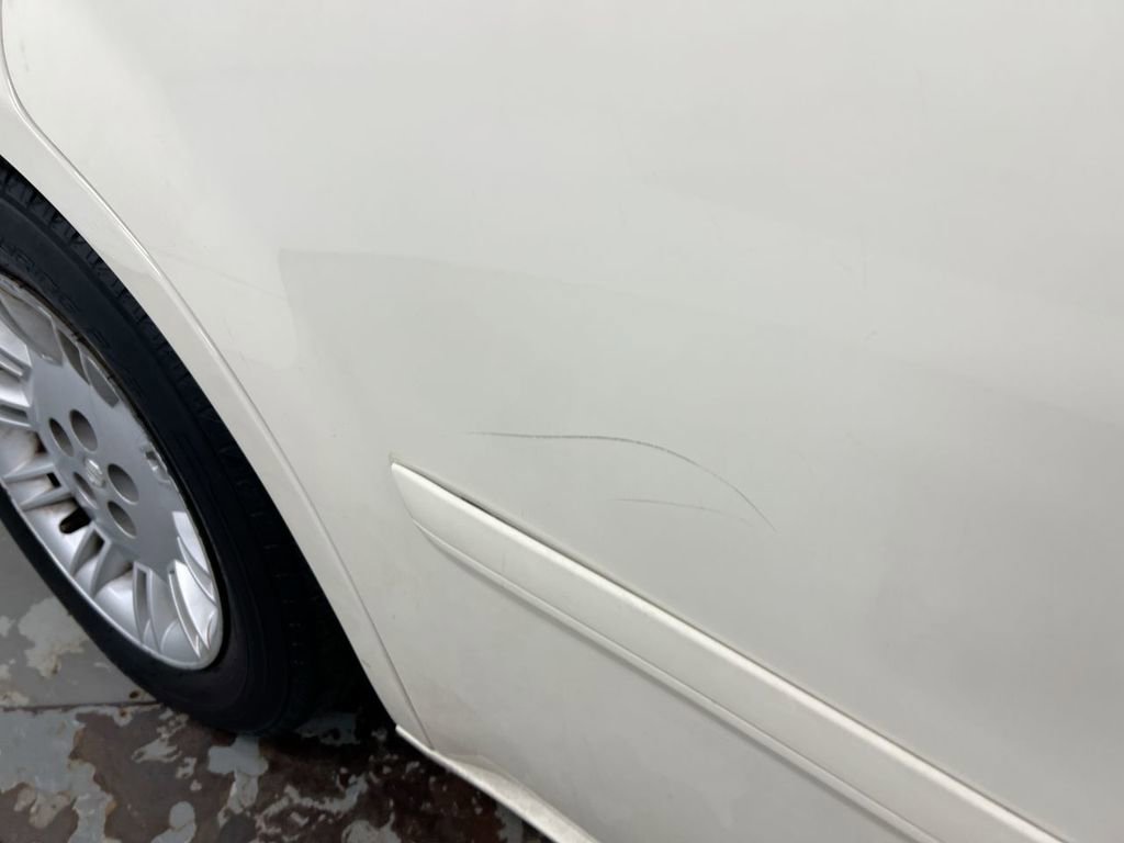 Used 2006 Chrysler 300 RWD image 25