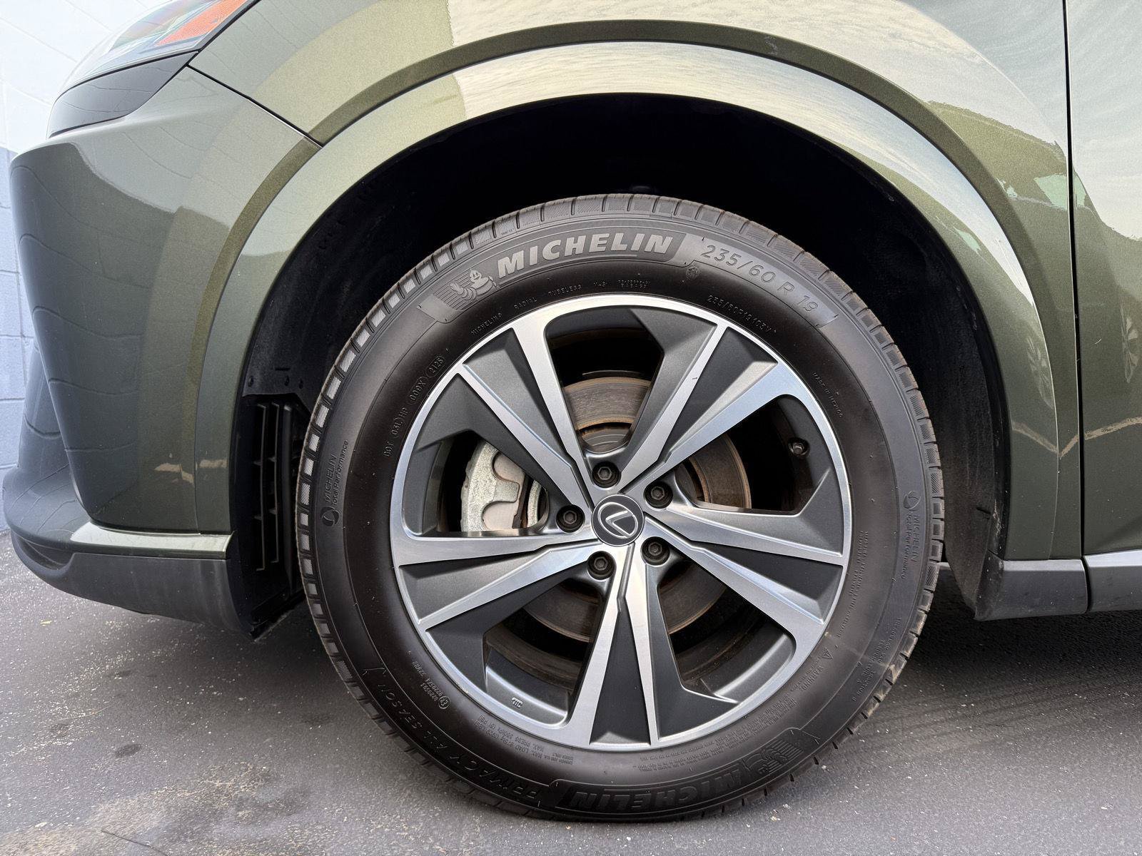 Used 2025 Lexus RX 350h AWD/4WD image 8