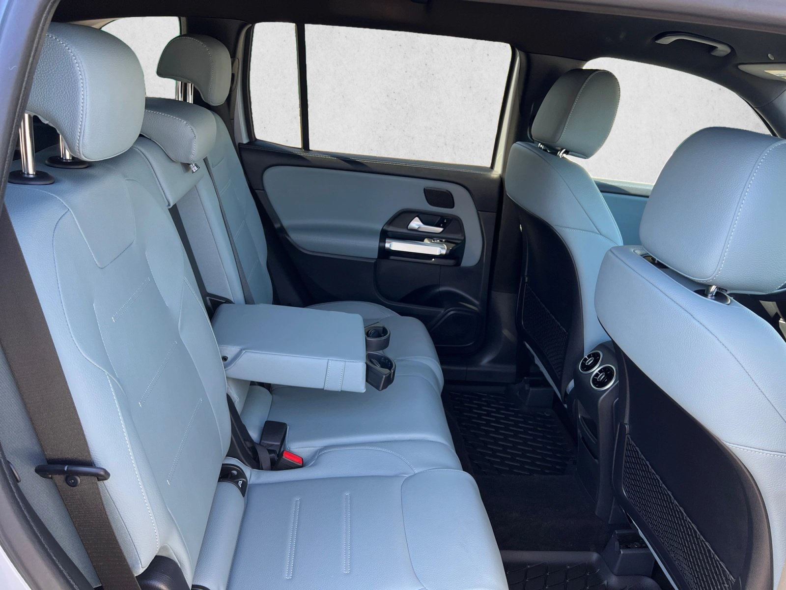 Certified 2026 Mercedes-Benz GLB 250 4MATIC image 25