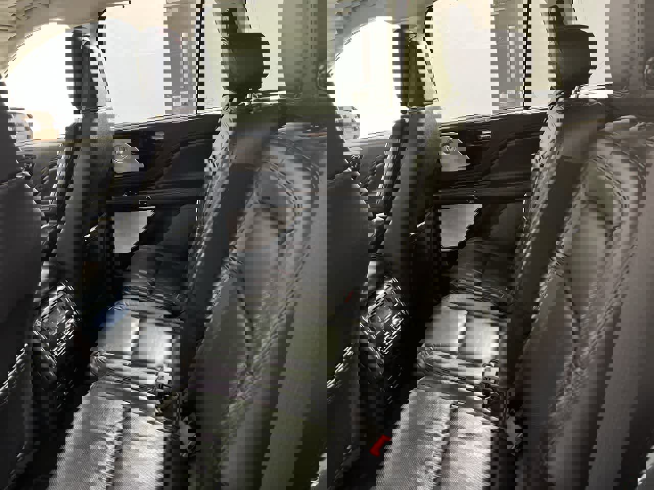 Used 2020 Lincoln Aviator Reserve w/ Equipment Group 202A image 29