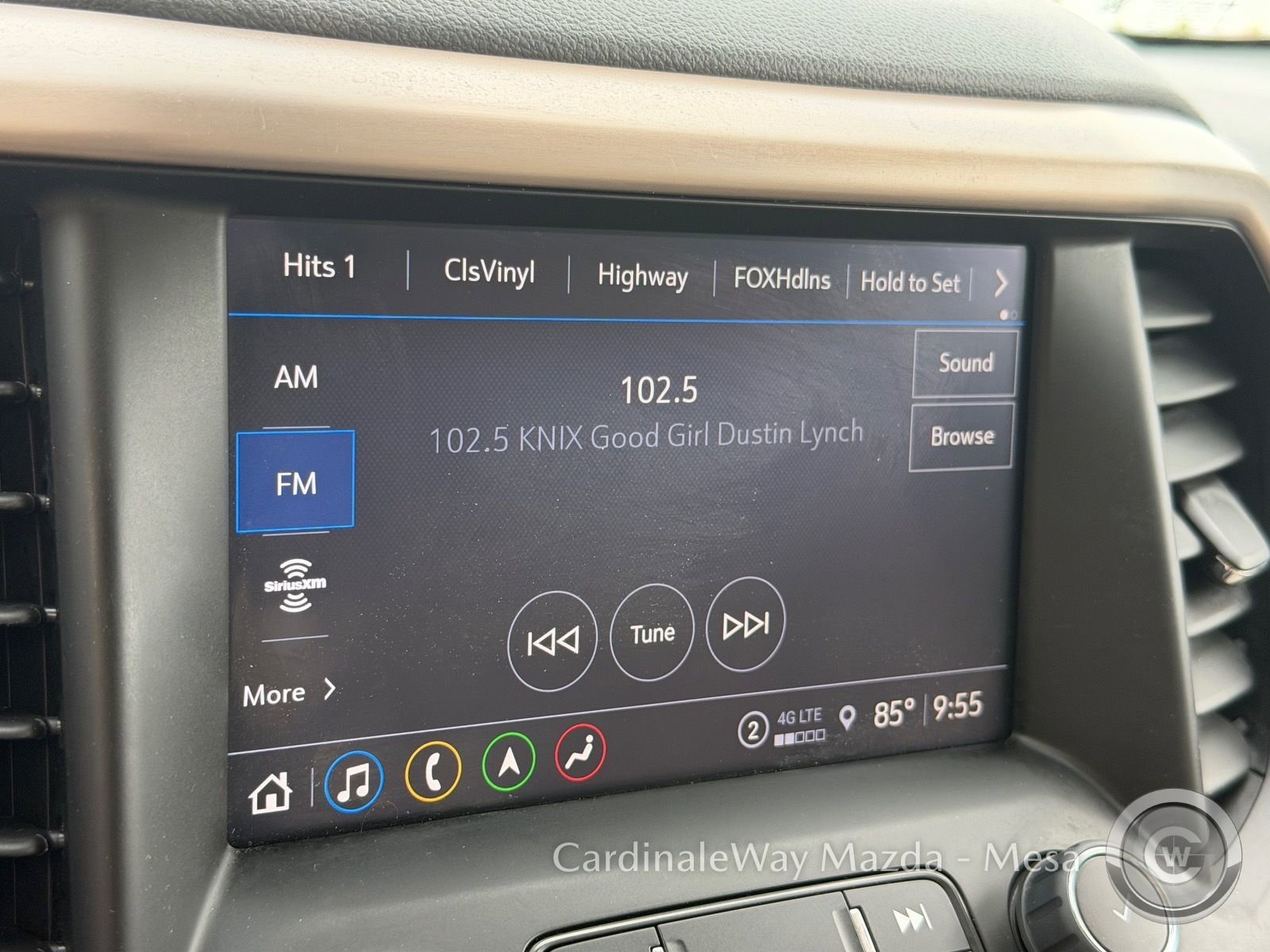 Used 2023 GMC Acadia Denali image 25