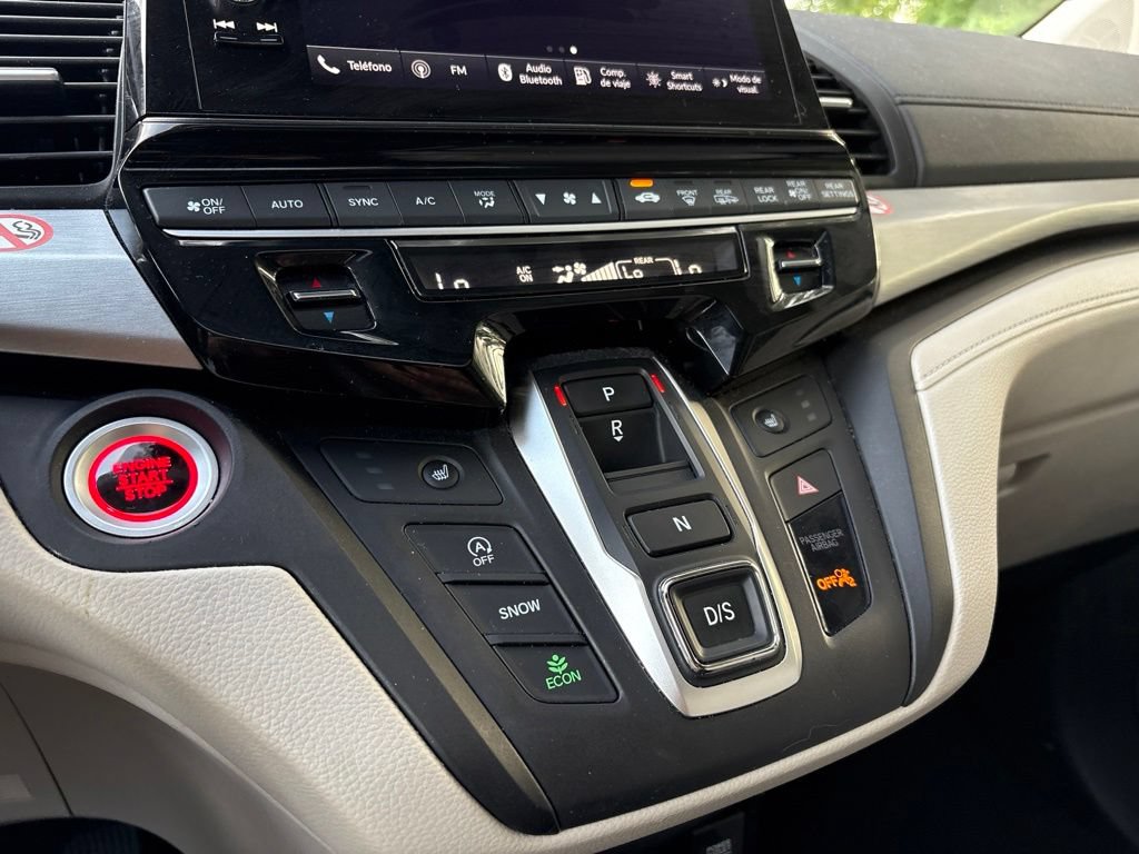 Used 2025 Honda Odyssey EX-L image 32